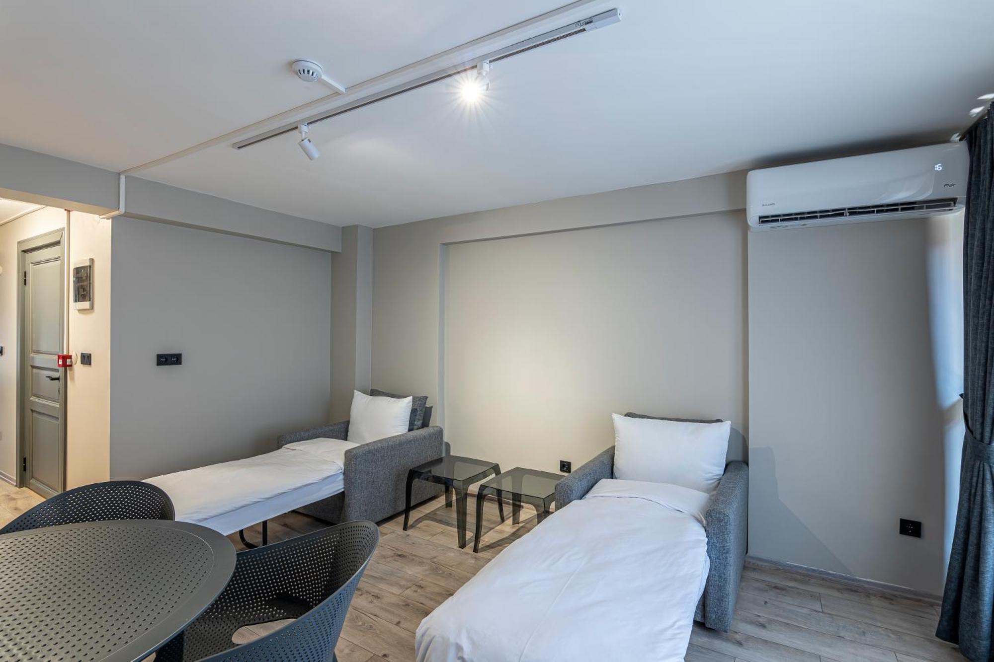 Calanthe Residence Istanbul Exterior photo
